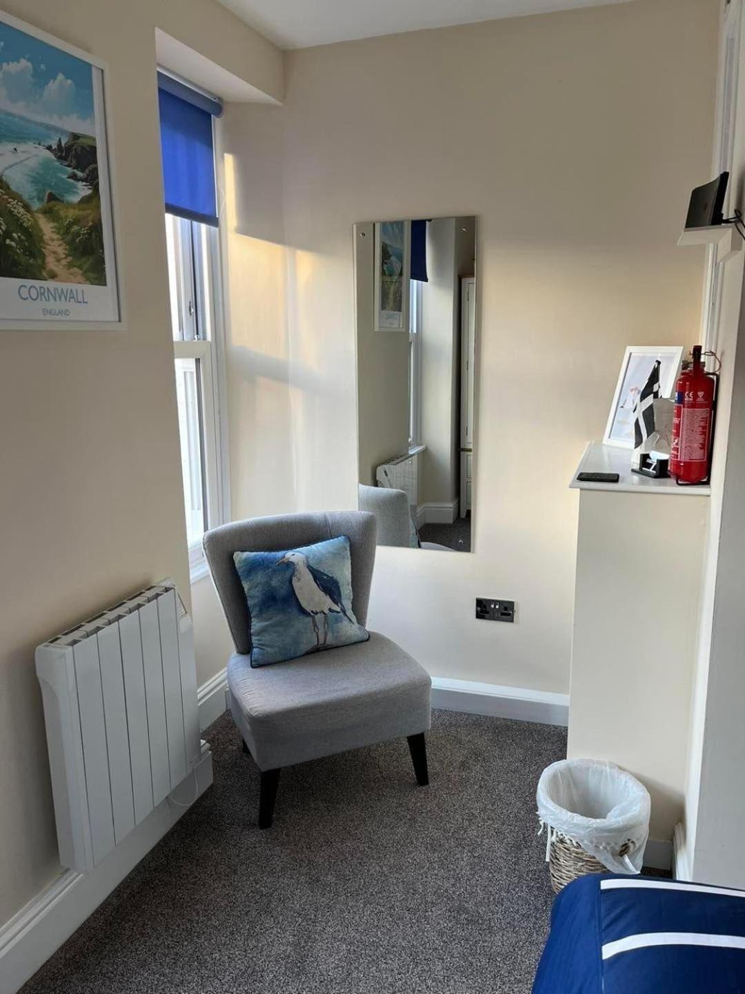 Seagull Cottage Лу Екстериор снимка